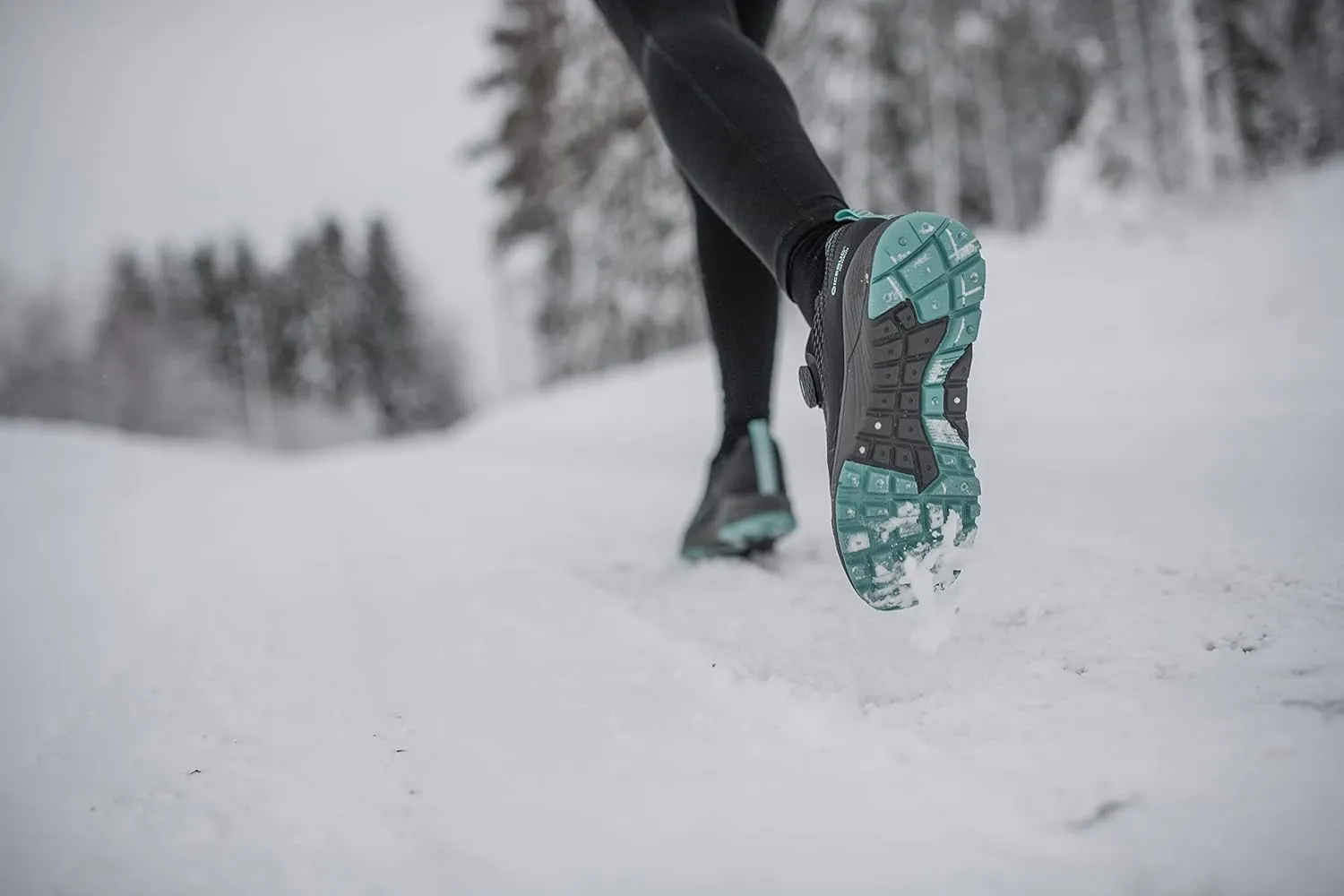 Icebug Womens NewRun BUGrip GTX Trail Running Shoe with Carbide Studded Traction Sole