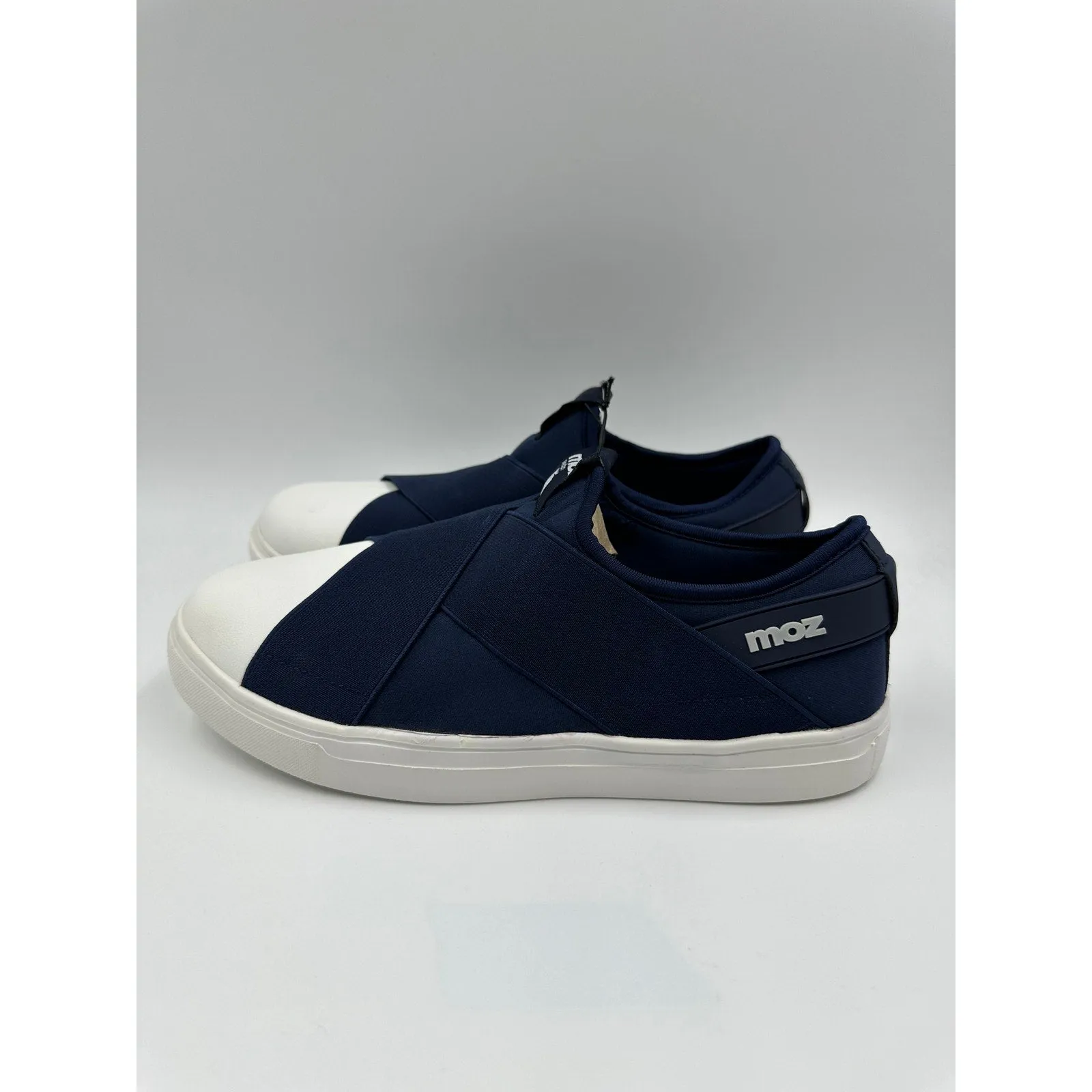Men's Size 8, MOZ Slip-On Navy & White Sneakers Perfect for All Day Errands