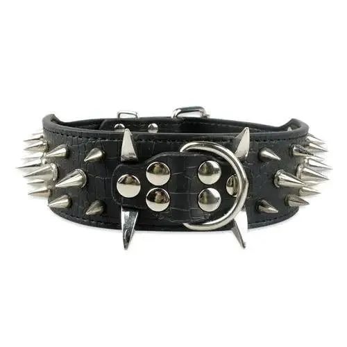 Spiked Leather Dog Collar: Stylish Accessory for Trendsetting Pets